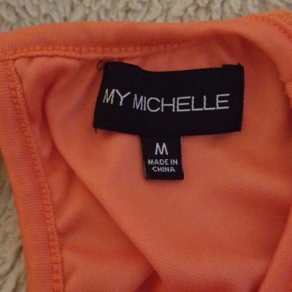 Dress - Picture 4 of 4